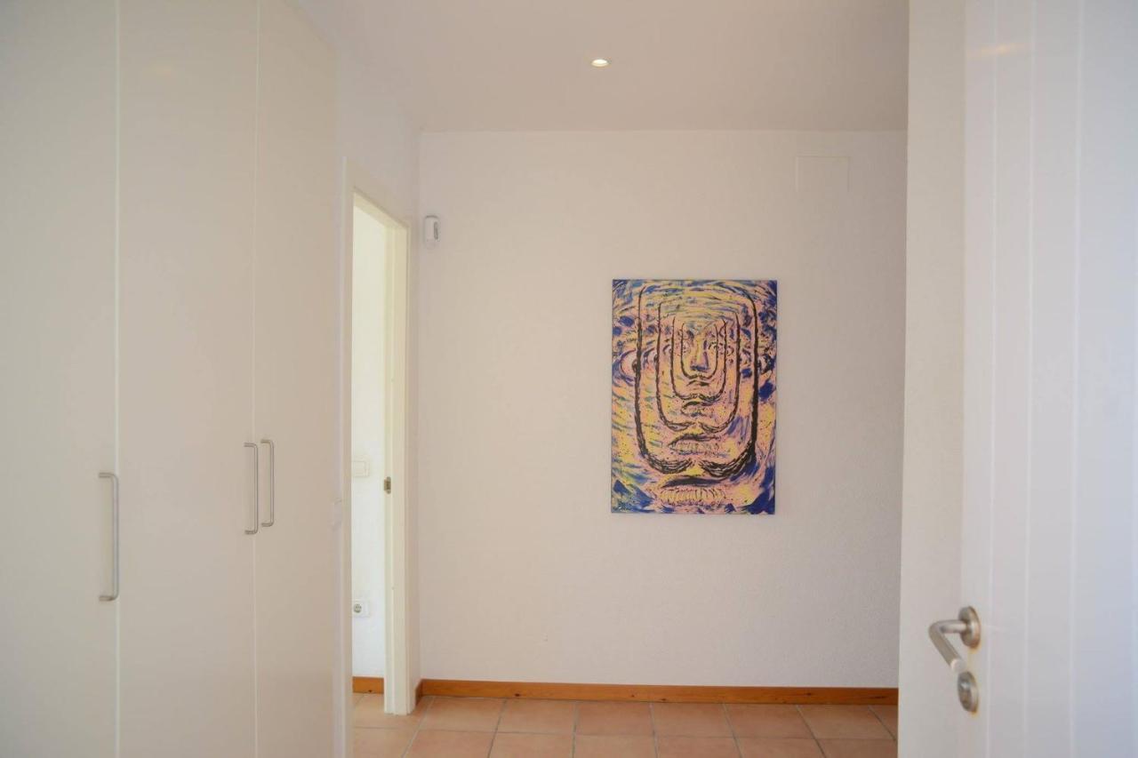 Beachfront Duplex With Terrace And Sea Views - カダケス エクステリア 写真