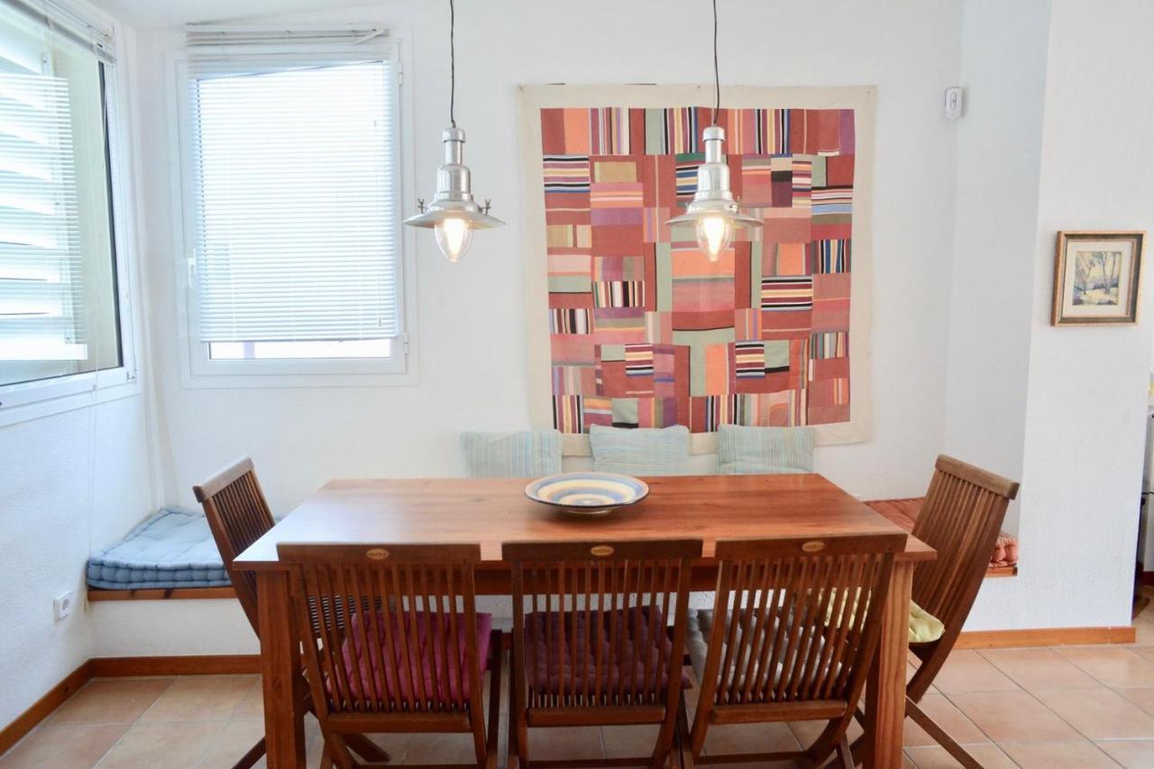 Beachfront Duplex With Terrace And Sea Views - カダケス エクステリア 写真