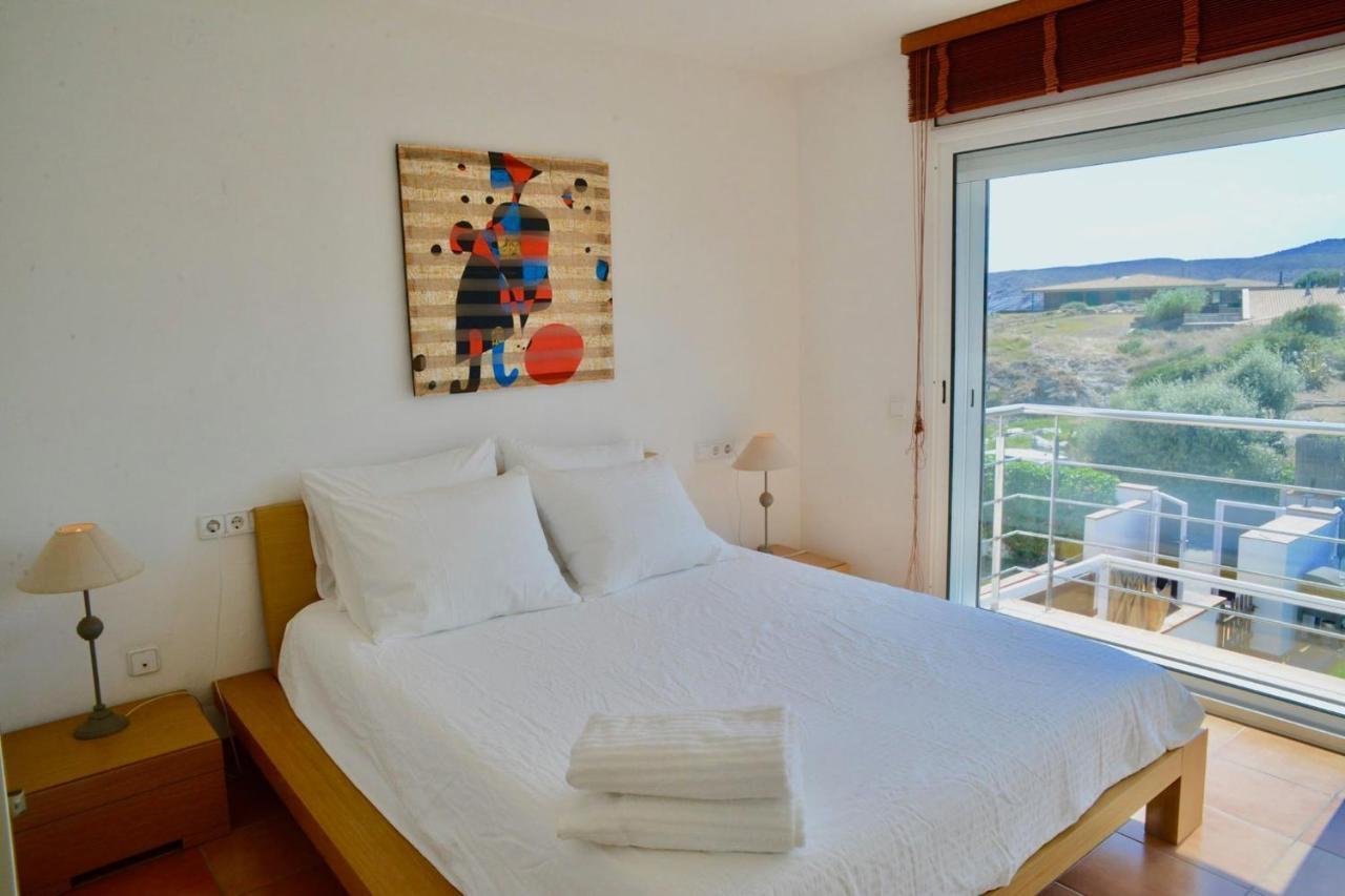 Beachfront Duplex With Terrace And Sea Views - カダケス エクステリア 写真